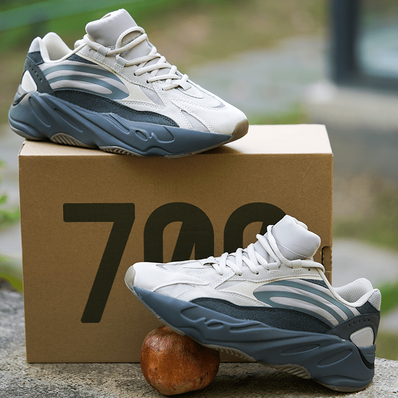 2022 Latest Design Original High Quality Yeezy Shoes Men Fashion Yeezy 700 Sneakers Running Casual Sports Shoes