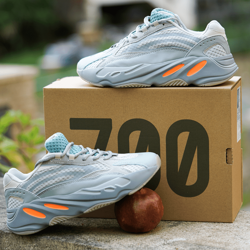 2022 Latest Design Original High Quality Yeezy Shoes Men Fashion Yeezy 700 Sneakers Running Casual Sports Shoes