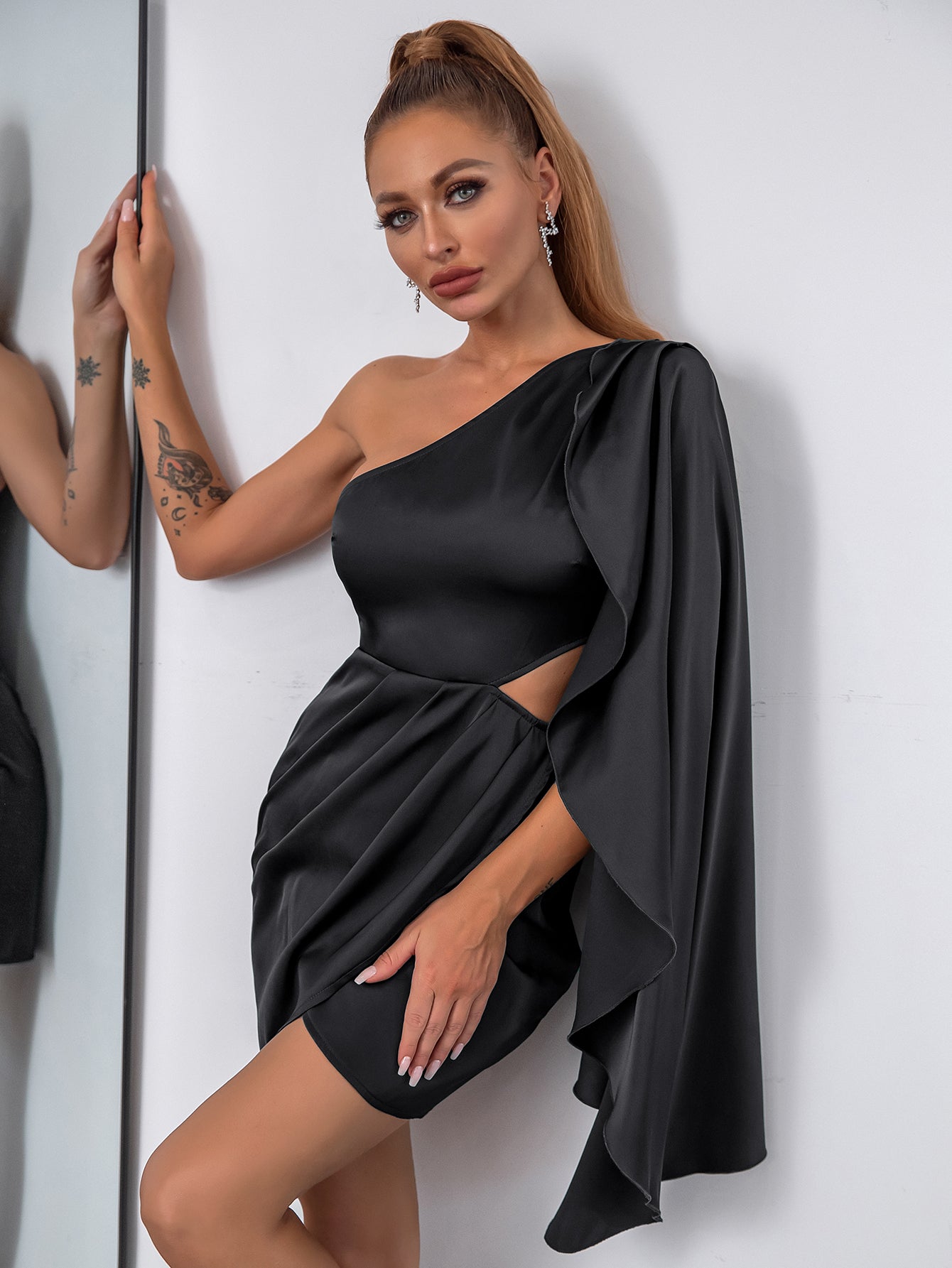 Dropshipping Stock Double Crazy One Shoulder Drape Side Cut Out Satin Party Dress